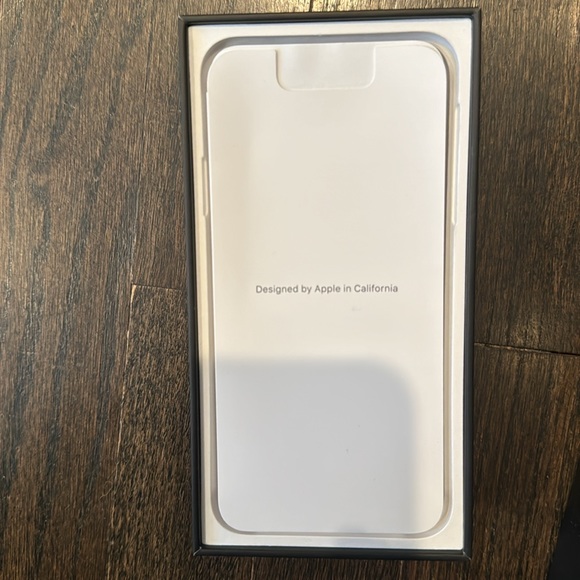 iPhone 11 Pro Max - Picture 6 of 6